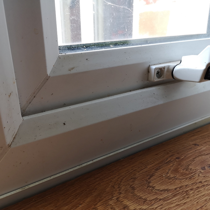 How to Clean uPVC Window Sills